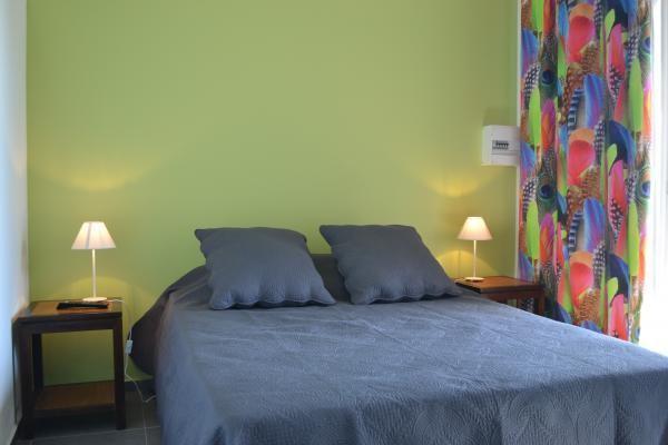 Les Canneliers Bed & Breakfast Сен-Лу Екстериор снимка